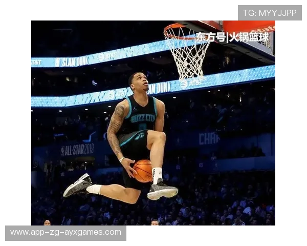 NBA奥尼尔现场表演扣篮引笑声，笑点与惊喜并存